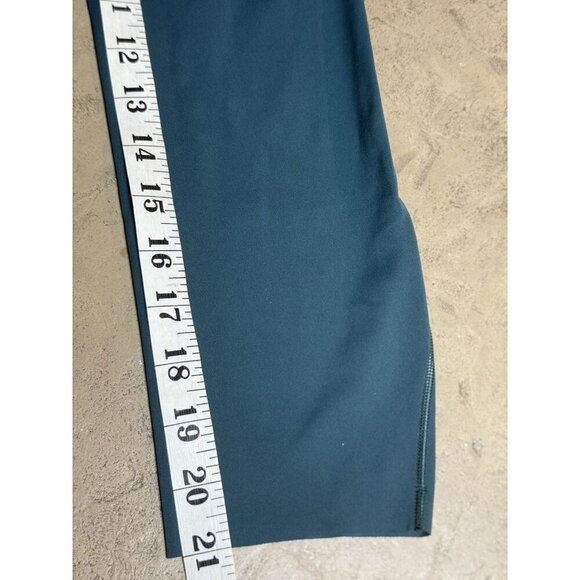 Lululemon Base Pace HR Crop 23” Nulux Size 4 GRNJ 32532 - Picture 6 of 7